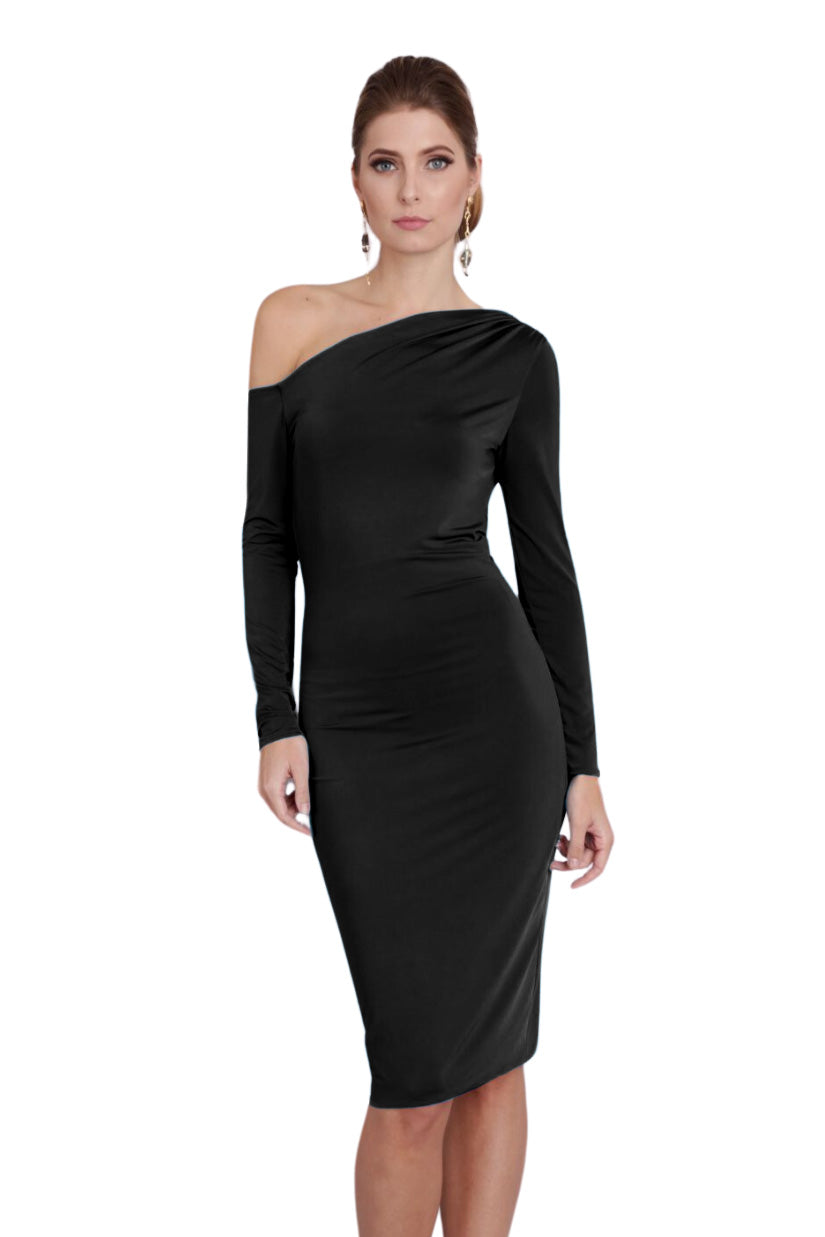 Rhea_in_Black by Pia Gladys Perey