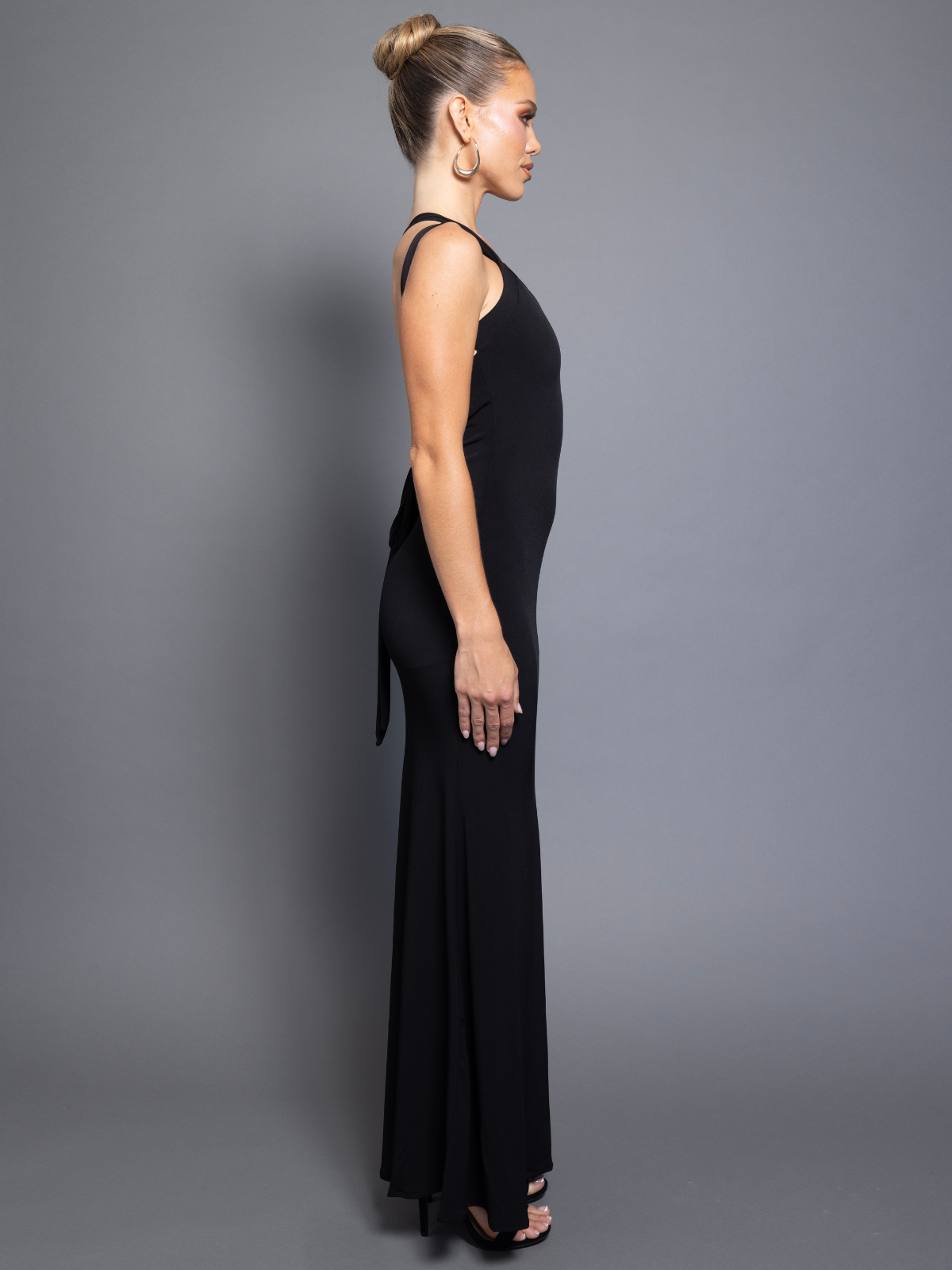 anna-black-formal-dress-side-right by Pia Gladys Perey