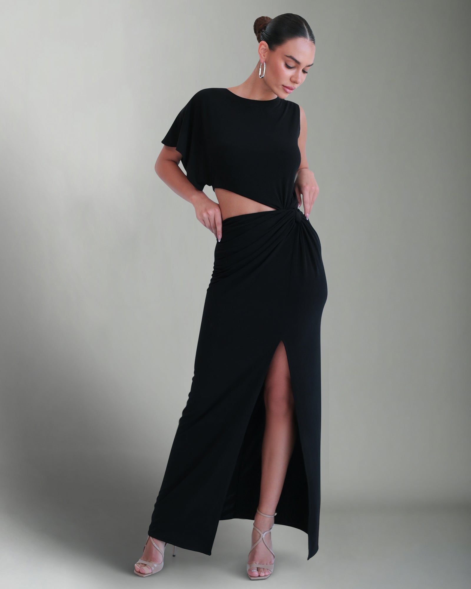 Aria_Black_Front2 by Pia Gladys Perey