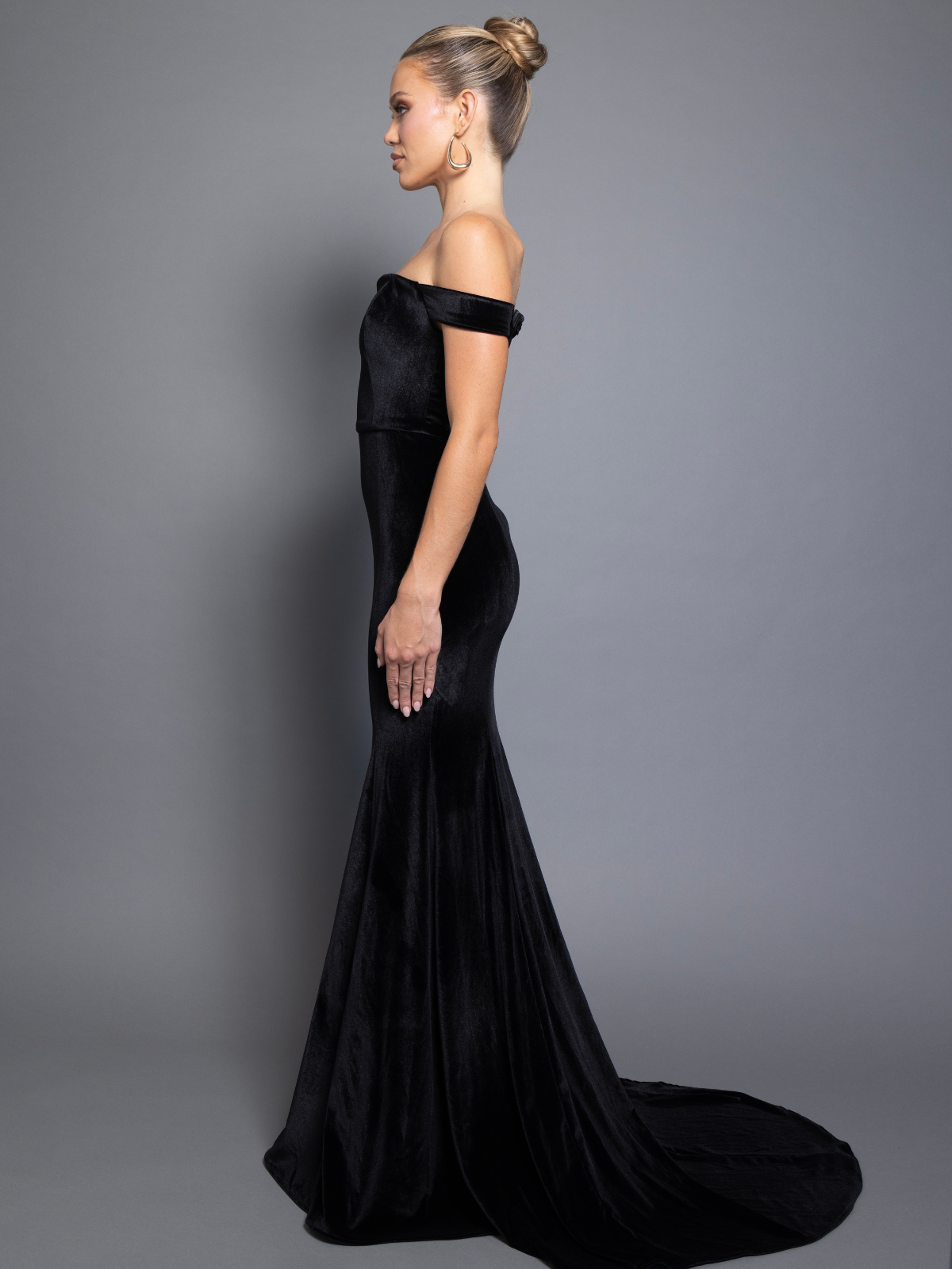 Bronwyn_Black_Side_c1c54219-a6ad-4e07-8fac-201a2b2de4c8 by Pia Gladys Perey