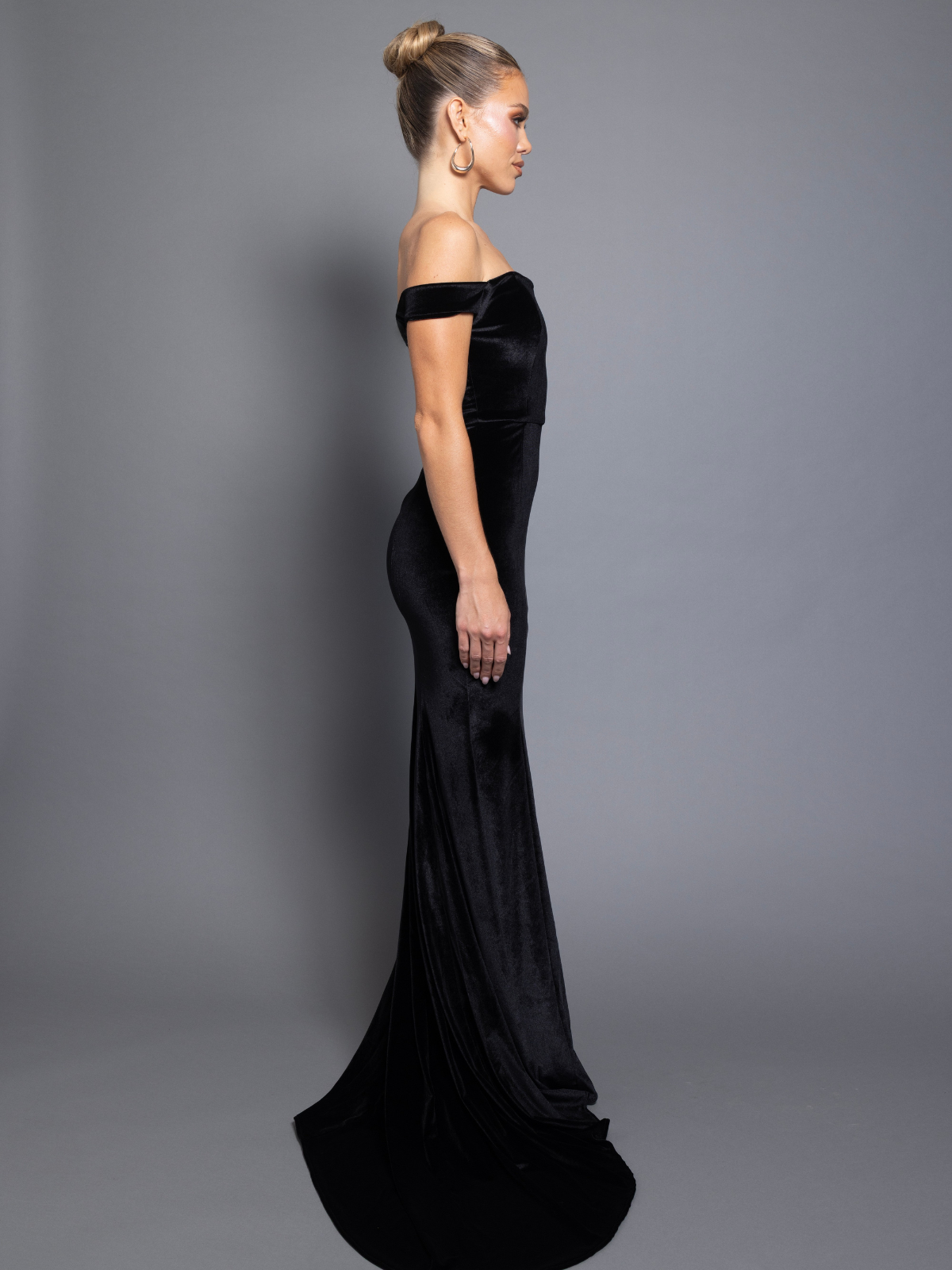 Bronwyn_Black_Side2_c27bf990-d2b1-4f42-b1a1-e5c5c8c63bb7 by Pia Gladys Perey