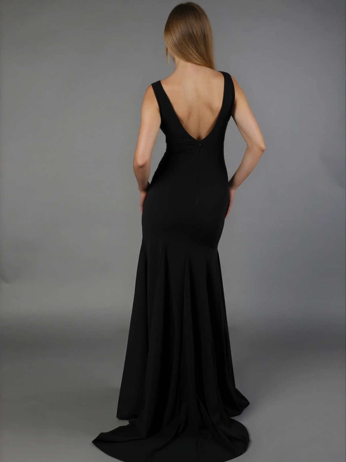 Holly_Black_Back by Pia Gladys Perey