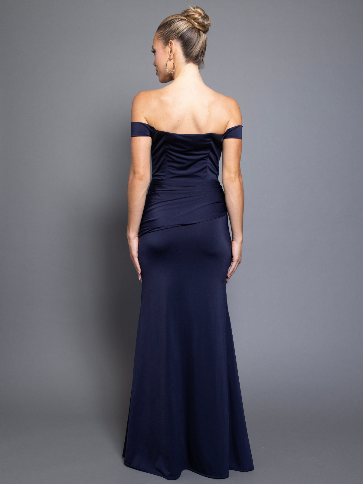 Laura_Navy_Back_50cb9c92-0262-4573-bd58-2e2797857e63 by Pia Gladys Perey