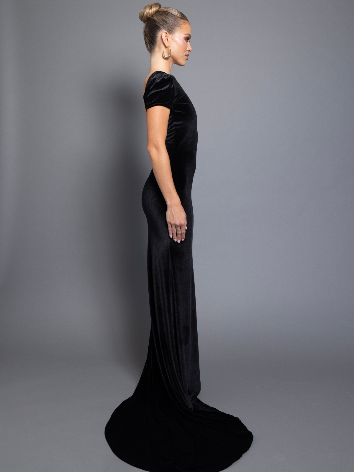 Satine_Black_Side2_316734f3-9cff-44d5-bc71-adfc482c1fd5 by Pia Gladys Perey